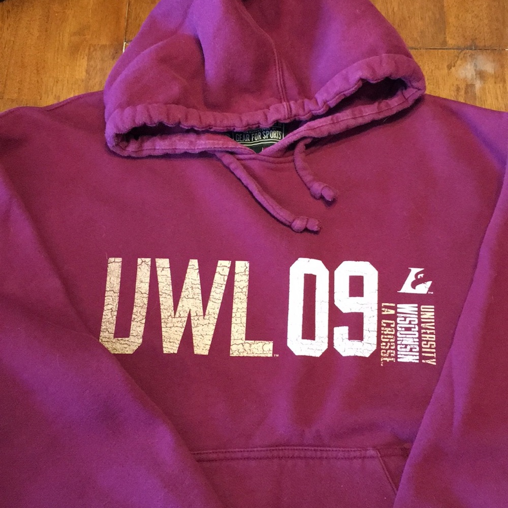 University of Wisconsin-La Crosse Maroon Hoodie M